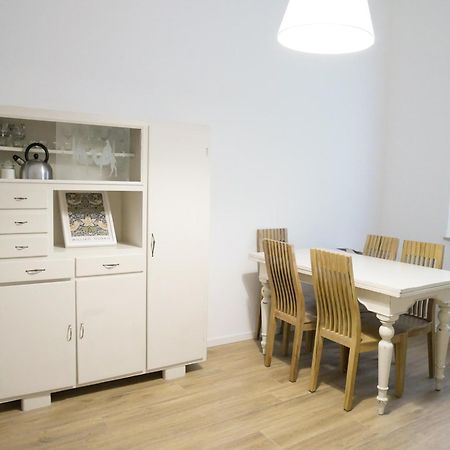 Anita Bnb Rimini Apartment ภายนอก รูปภาพ